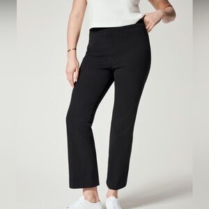 Spanx On~The~Go Kick Flare Pant Black Sz XL(16) 4 Way Stretch Cropped Pull on